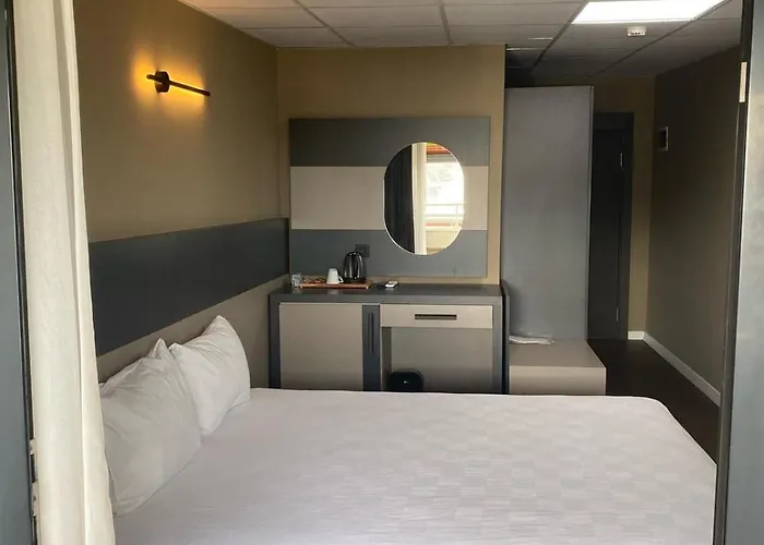 Esse Joven Hotel Antália