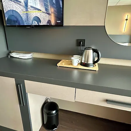 Szálloda Esse Joven